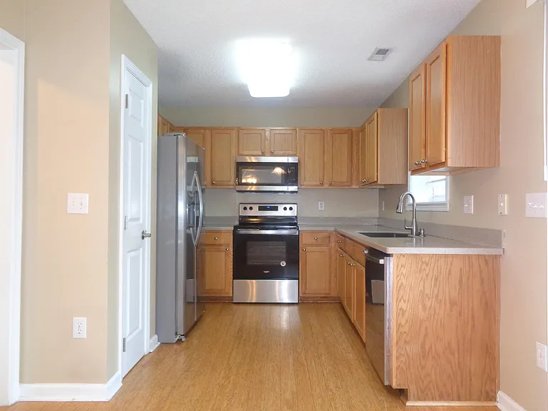 509 Brickstone Dr — Photo 4