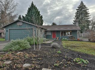 627 Ipson Dr, Medford, OR 97501