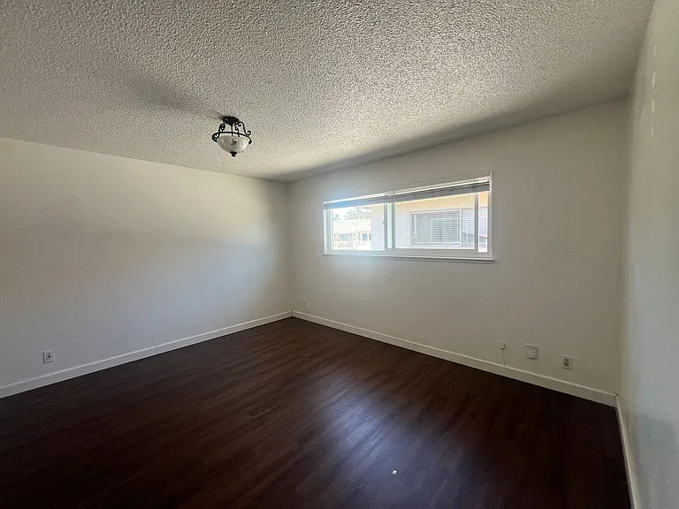 631 Nordale Ave — Photo 6