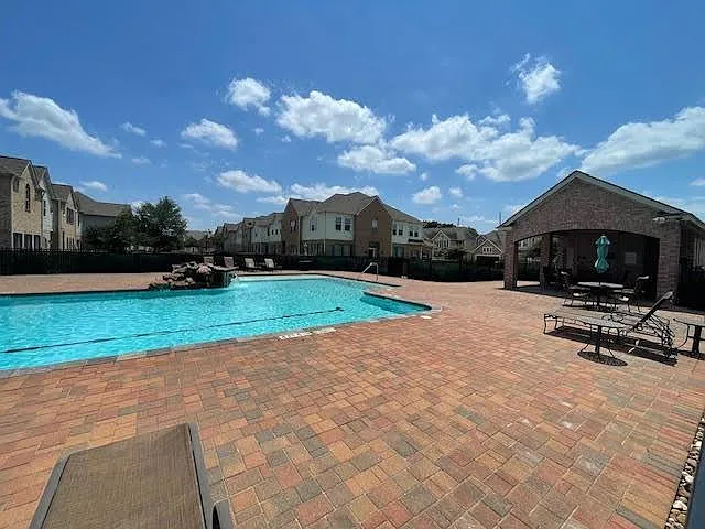 2726 Misty Heath Ln — Photo 30
