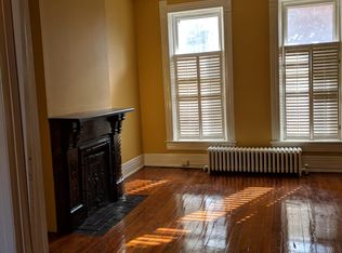 21 Prospect St, Staunton, VA 24401