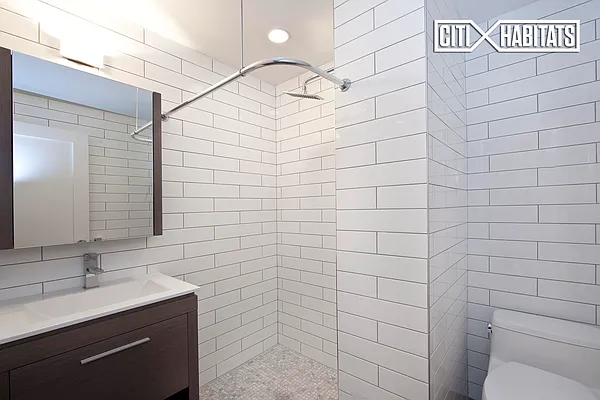 Rented by Citi Habitats | media 50