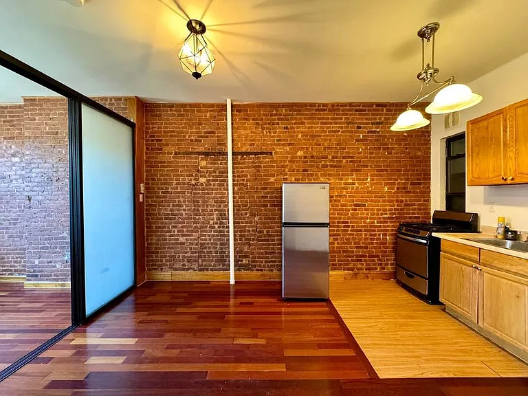 2252 1st Ave #3D — Photo 5