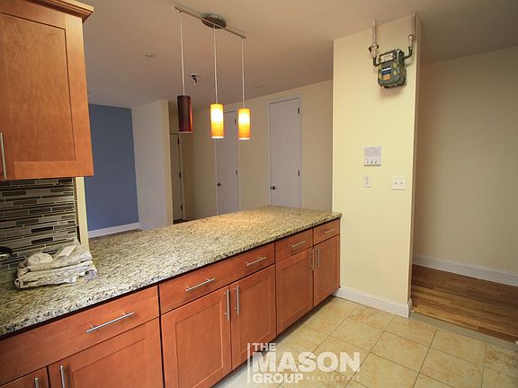 3rd image of 201 W 92nd St APT 6A