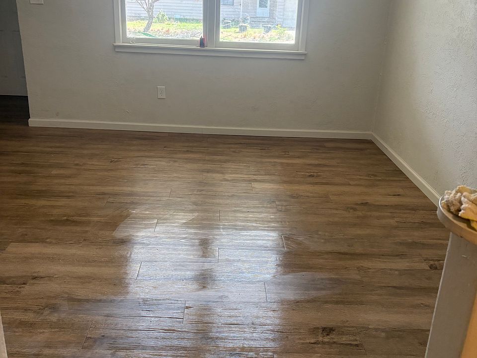 1st image of 1707 NW Lindy Ave #B