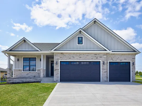 18298 Hidden Knl, Clive, IA 50325