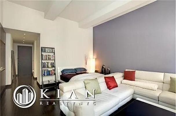 Rented by Kian Realty | media 1