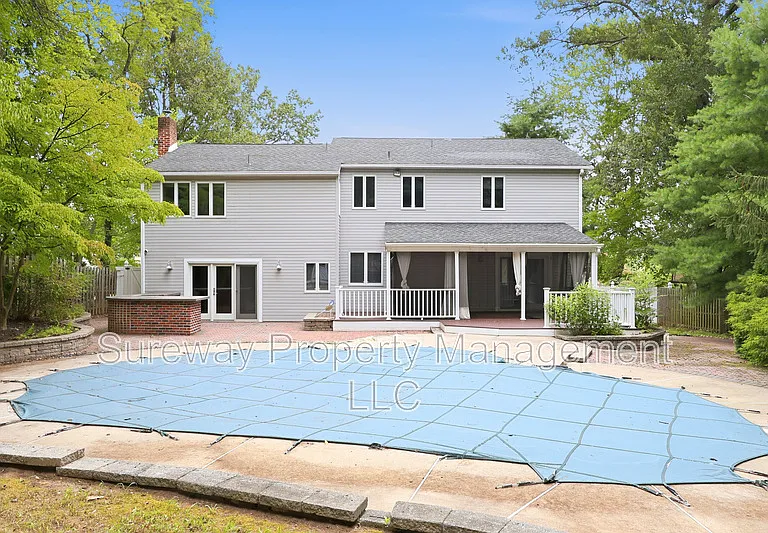 342 Quaker Rd — Photo 23