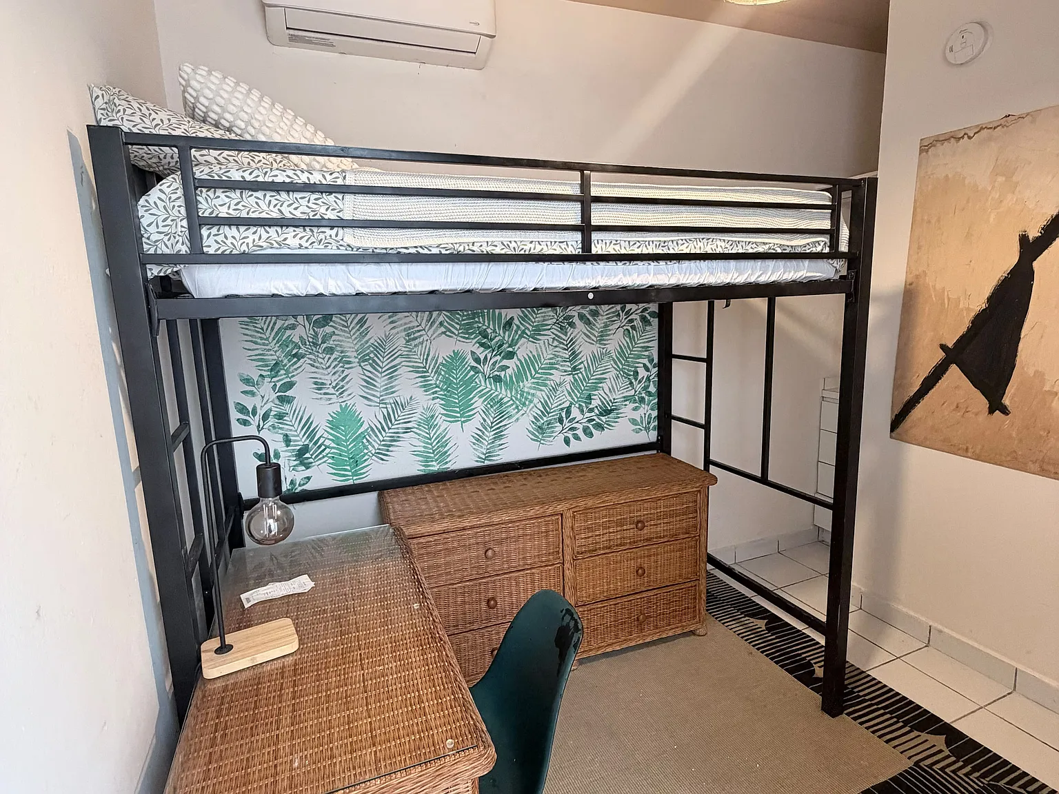 Studio, 85 sqft, $525 — Photo 3