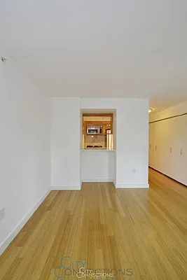 Rented by City Connections Realty | media 24