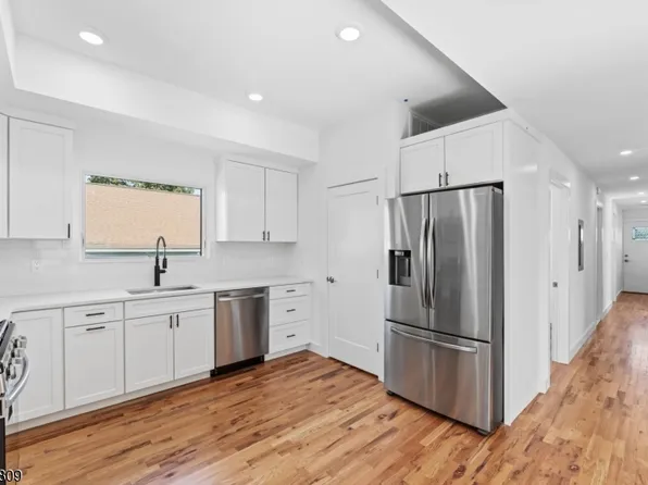 246 Cortlandt St #2, Belleville, NJ 07109