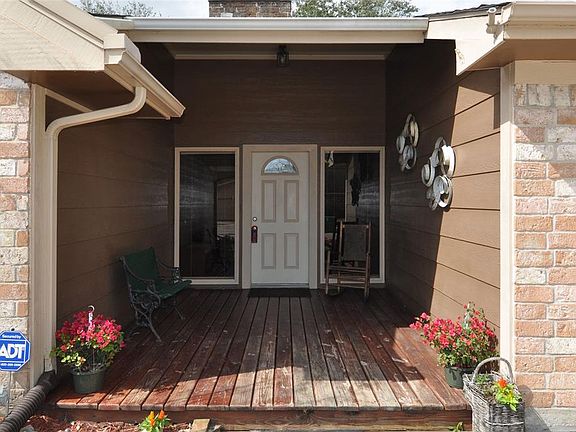 3rd image of 9903 Sage Marie Ln