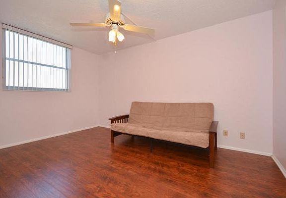 Home For Sale In Boca Teeca