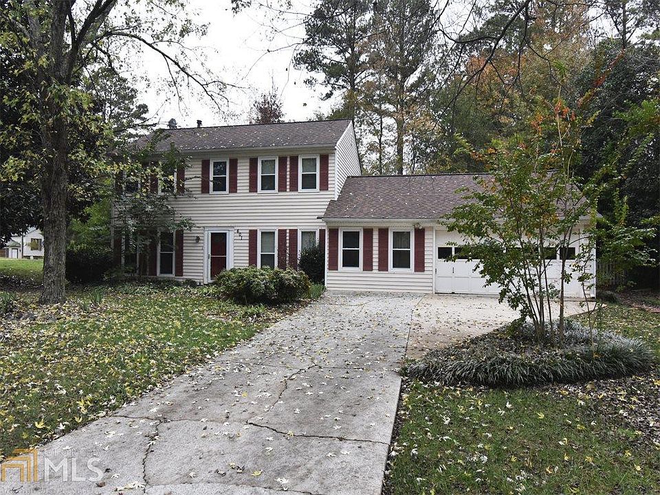 2nd image of 601 Yorkshire Dr