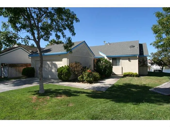 1821 Dune Point Pl photo 1
