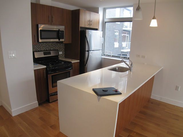 1st image of 1222 30th Ave APT 2E
