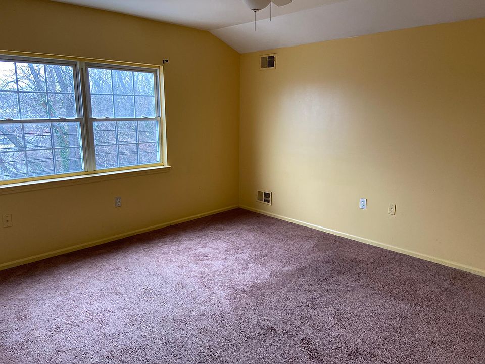 2nd image of 45 Gloria Ct #1