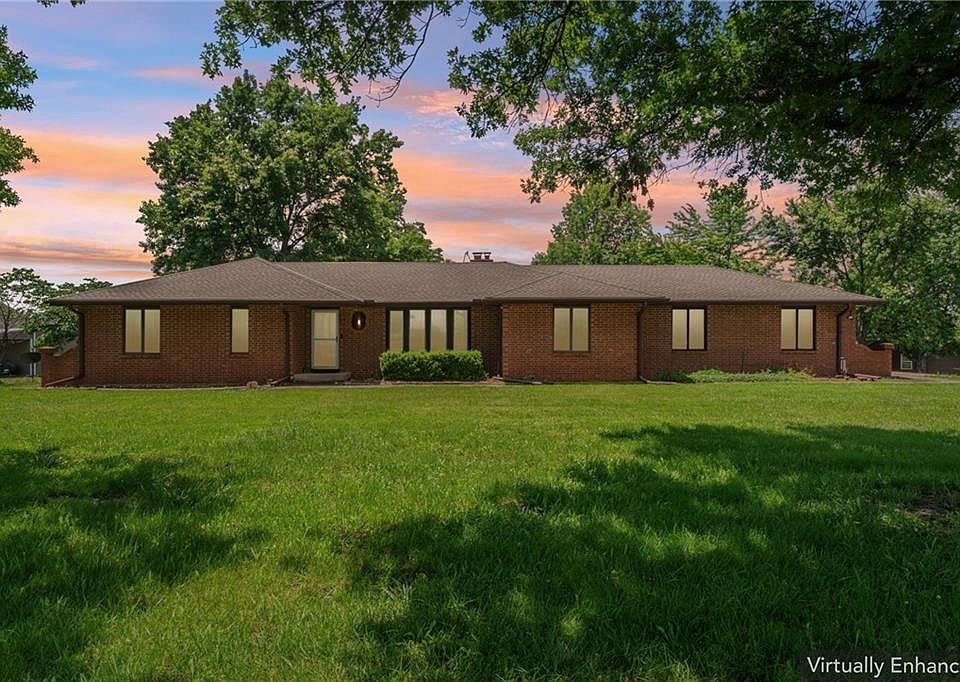 1st image of 26966 Willow Dr