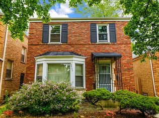 2925 W Jerome St, Chicago, IL 60645