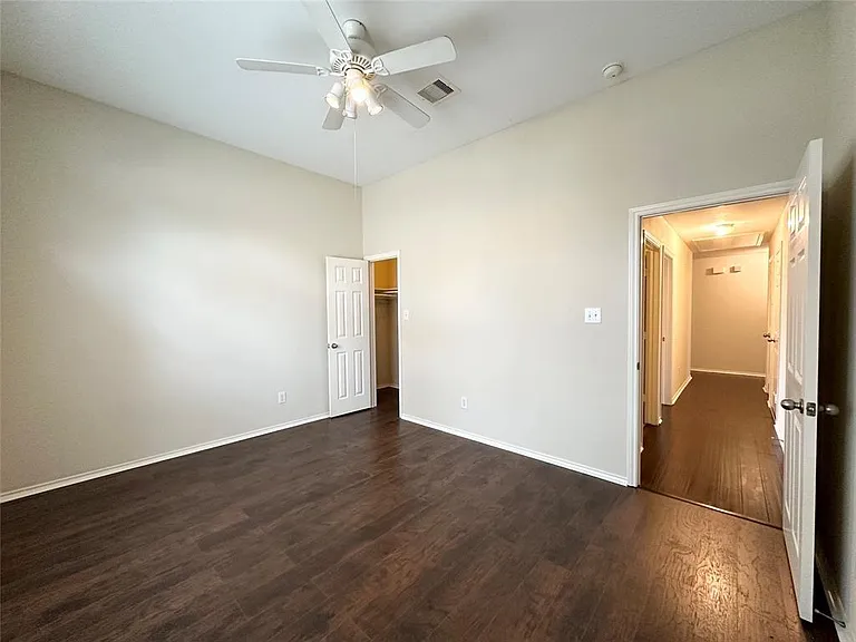 1707 Magnolia Lk — Photo 36
