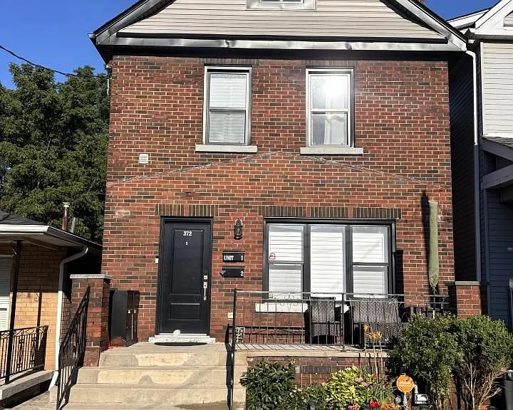 372 Mary St #1 — Photo 1