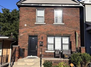 372 Mary St #1, Hamilton, ON L8L 4W6