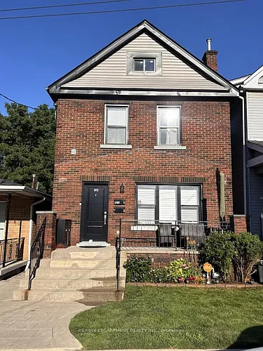 372 Mary St #1 Photo 1