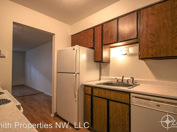 2nd image of 2609 Neals Ln APT 13