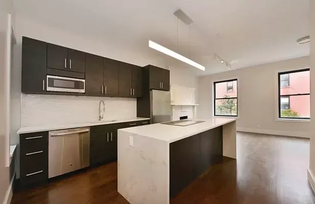 Rented by Tourma Realty LLC | media 21