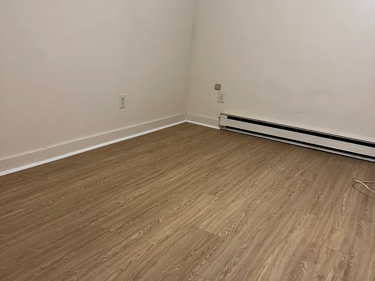 43 Elm St #BASEMENT — Photo 23