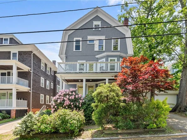 81 Larch St #3, Providence, RI 02906