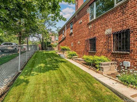 4th image of 6003 Tyndall Avenue