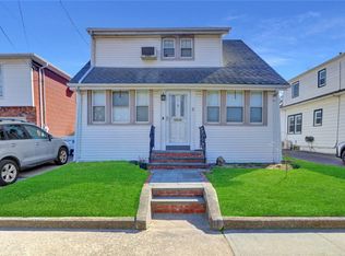 44 Grand Ave, Lynbrook, NY 11563