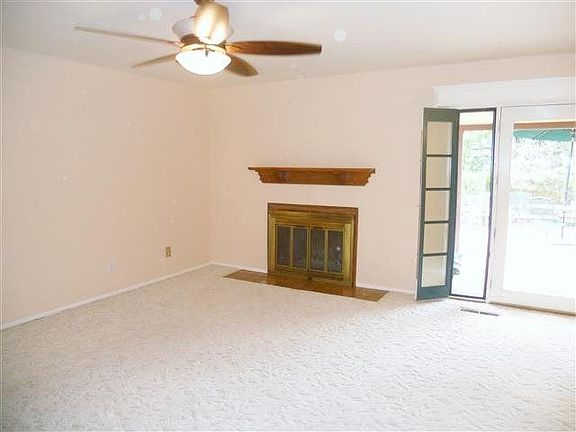 5th image of 507 Hamlin Ct