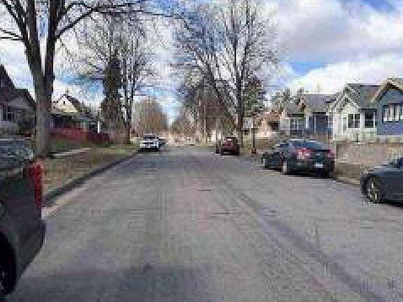 3rd image of 1156 Jessamine Ave E