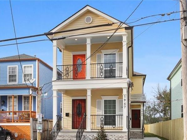 1967 N Galvez St
