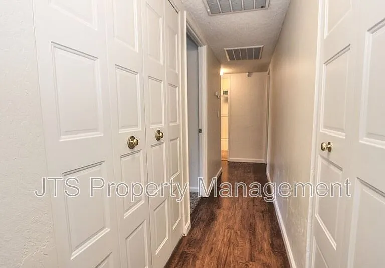6830 Mellodora Dr — Photo 28