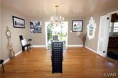 5th image of 469 Dewberry Ave
