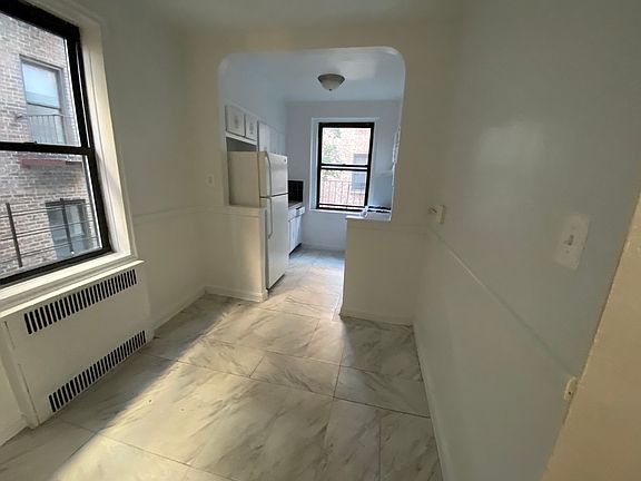 5th image of 85-05 Elmhurst Ave #Dd4