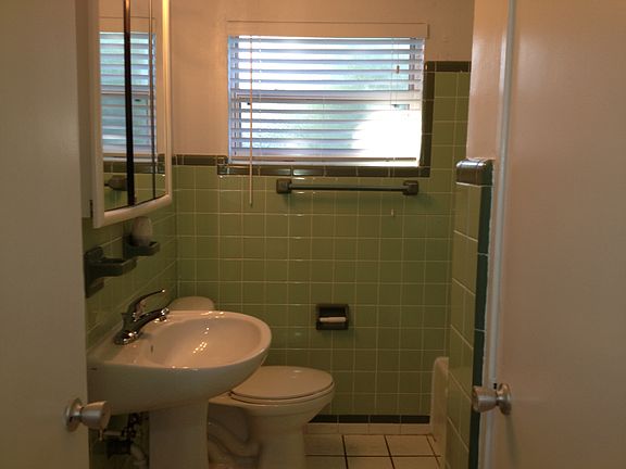 2nd image of 2310 Elizabeth Ave