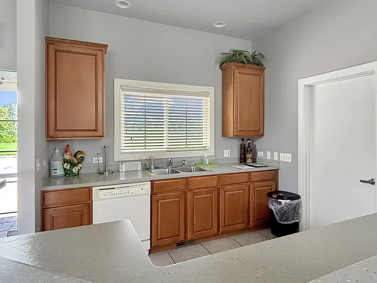 2948 Concord Ln #1 — Photo 18