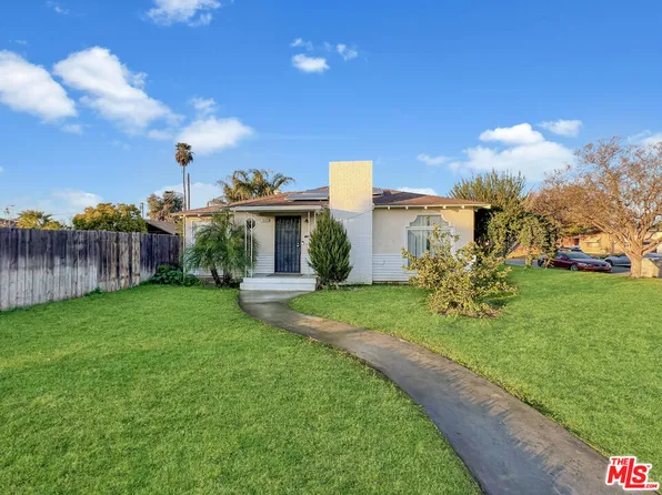 3493 E Joyce Dr, Fresno, CA 93703