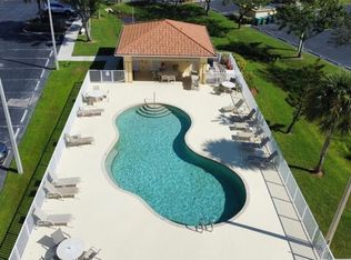 950 Hancock Creek South Blvd APT 325, Cape Coral, FL 33909