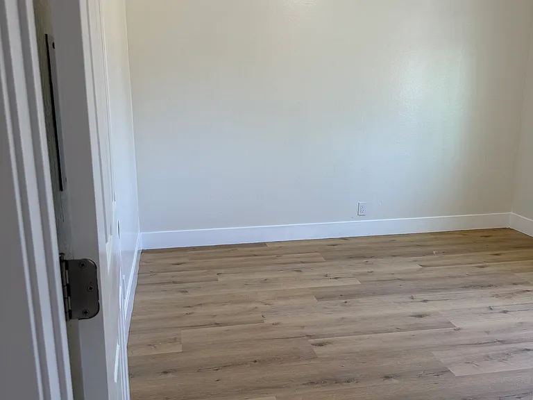 190 Boston Ave #5 — Photo 15