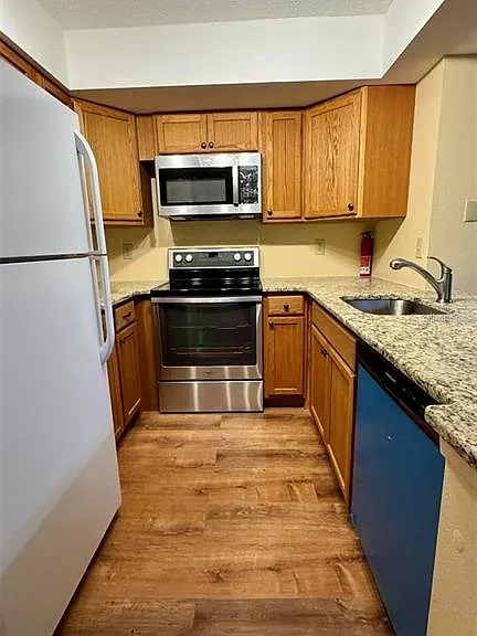 19505 Quesada Ave #S-107 — Photo 9