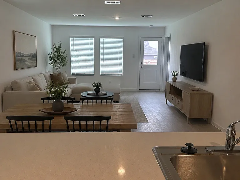 1325 Little Flock Dr — Photo 5
