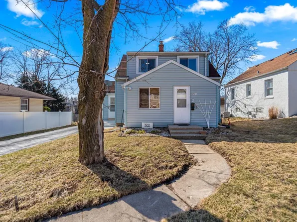 1921 Francis STREET, Waukesha, WI 53188