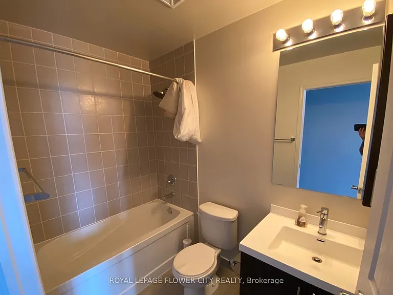 352 Front St W #1913 — Photo 9