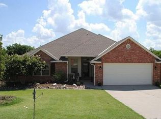 3770 Kindle Ln, Norman, OK 73072