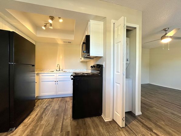 4675 72nd Ave N APT 17